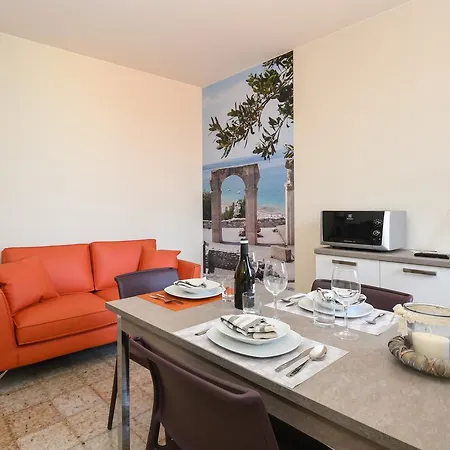 Casa Tunina Apartment *